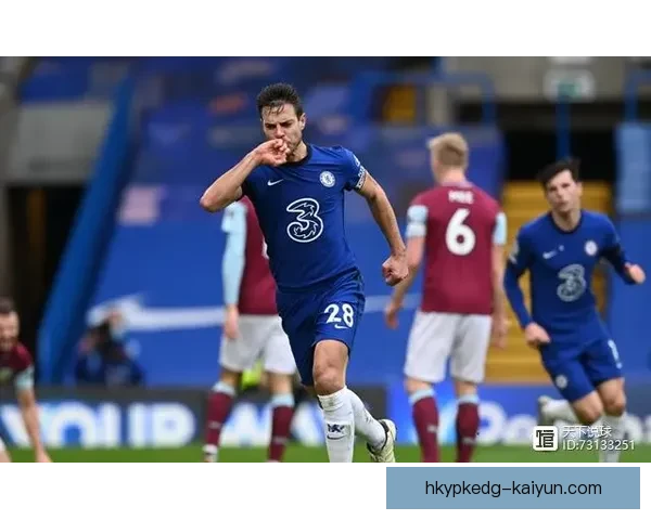 阿什拉夫近期表现稳定，状态回暖引发球迷关注